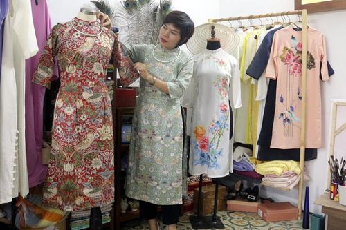 Duyên lắm, áo dài Xuân!