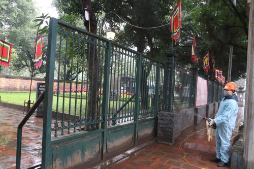 Sau khử trùng, toàn bộ di tích danh thắng Hà Nội mở cửa lại từ ngày mai