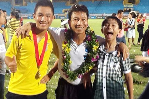 Văn Sỹ Sơn bất ngờ chia tay đội bóng thủ đô