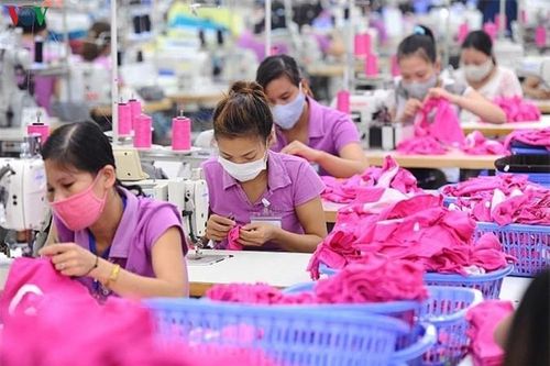 Vietnam: Textile and Garment industry in 2020 expects to reach 42 billion USD in export.
