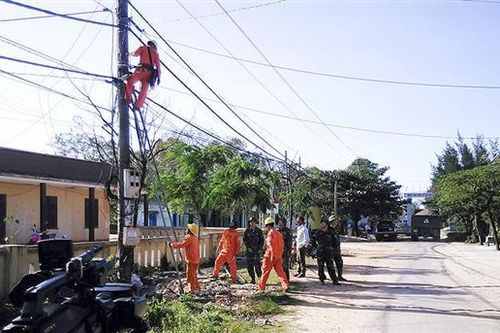 Đưa 'Ánh sáng vùng biên' đến với người dân vùng sâu, vùng xa