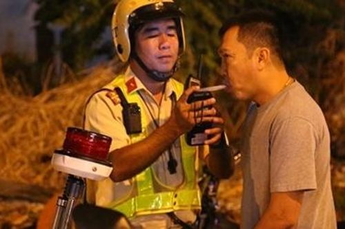 Bình Dương xử phạt 280 tài xế sử dụng rượu bia gần 2 tỷ đồng