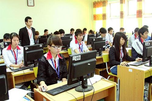 Sôi động thị trường lao động đầu năm