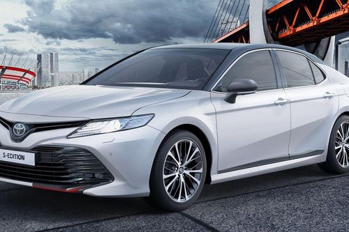 Toyota Camry S-Edition 2020 ra mắt, thiết kế táo bạo hơn