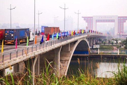 Thông quan trở lại đối với cầu Bắc Luân II