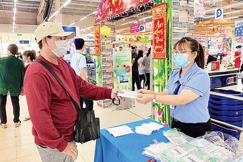 Khơi thông thị trường hàng hóa sau Tết