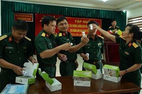 Bộ CHQS tỉnh Quảng Ngãi tập huấn đối phó dịch nCoV trong thanh niên nhập ngũ