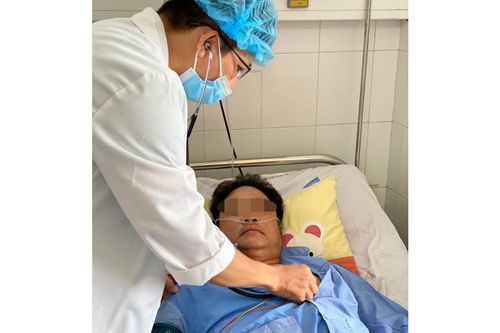 10 phút cứu sống bệnh nhân bị nhồi máu cơ tim, có biến chứng ngưng tim
