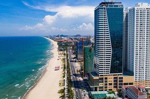 Biển du lịch vắng như sa mạc, mũi nhọn Việt Nam bị thách thức