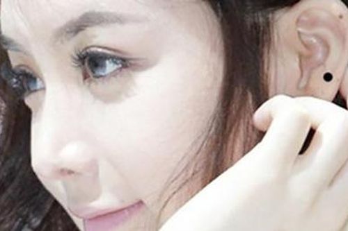 7 'điểm đen' tố cáo người phụ nữ có số khắc chồng, lao đao lận đận trong đường tình duyên