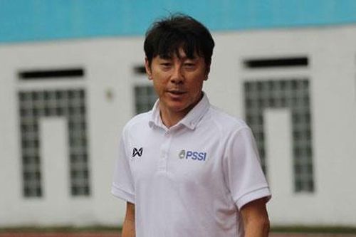 HLV Indonesia: 'Tôi nóng lòng đối đầu với đồng hương Park Hang-seo'