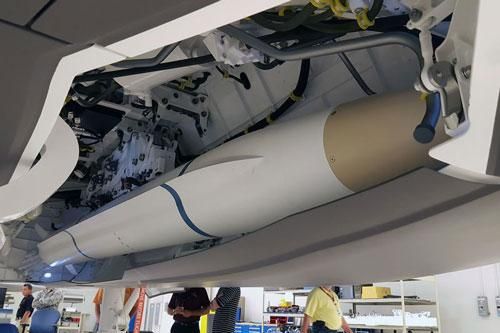 Phiên bản cũ quá to, tiêm kích F-35A cần có tên lửa chống bức xạ mới