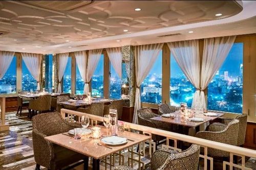 Lãng mạn Lễ Tình nhân tại khách sạn Windsor Plaza