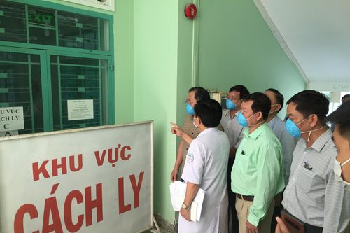 Bệnh viện Bệnh nhiệt đới tỉnh Khánh Hòa hiện đang cách ly theo dõi 18 trường hợp