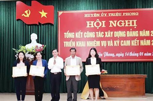 Đẩy mạnh công tác xây dựng Đảng ở Triệu Phong