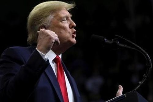 Tổng thống Donald Trump được Thượng viện tuyên bố 'trắng án'