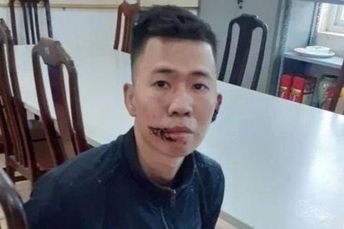 Bắt nghi phạm giết mẹ, chém cha bị thương