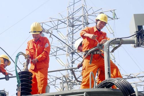 Khởi công và hoàn thành nhiều dự án nguồn và lưới điện trong năm 2020