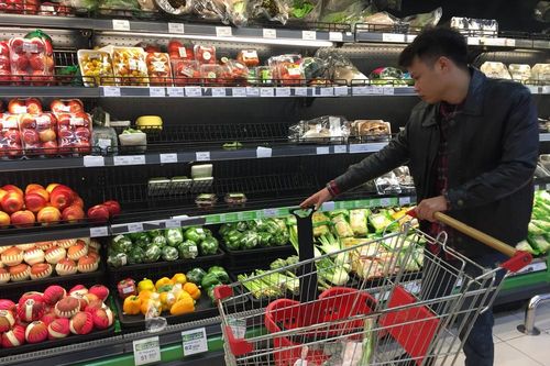 Siêu thị đảm bảo cung hàng, thực phẩm đúng giá cho người dân