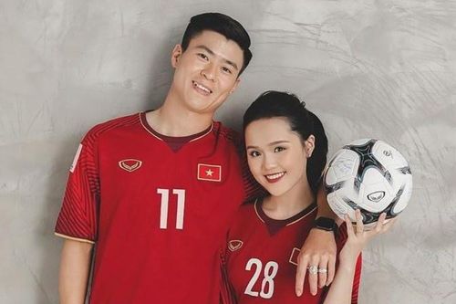 Duy Mạnh - Quỳnh Anh sở hữu nhà riêng, xe sang, đồ hiệu trước khi cưới