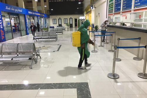 Các bến xe Hà Nội tích cực phòng dịch corona