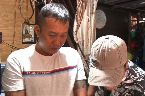 Bắt quả tang tụ điểm bán số đề