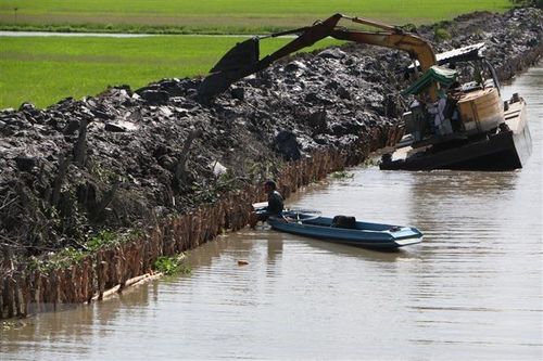 Ứng phó hạn, mặn - sự chủ động của người dân là yếu tố quyết định