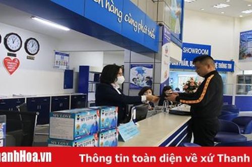 VNPT Thanh Hóa tặng khẩu trang miễn phí cho khách hàng