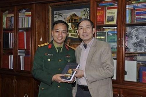 Người thầy với niềm say mê cống hiến bất tận
