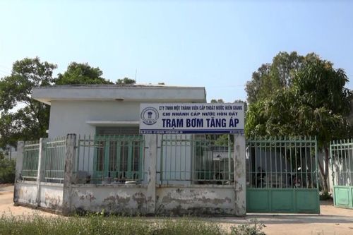 Gần 8.000 hộ dân Hòn Đất đảo lộn sinh hoạt vì thiếu nước sạch