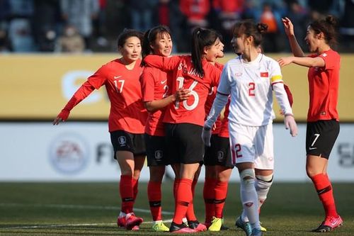Tuyển nữ Việt Nam thua đậm Hàn Quốc ở vòng loại Olympic