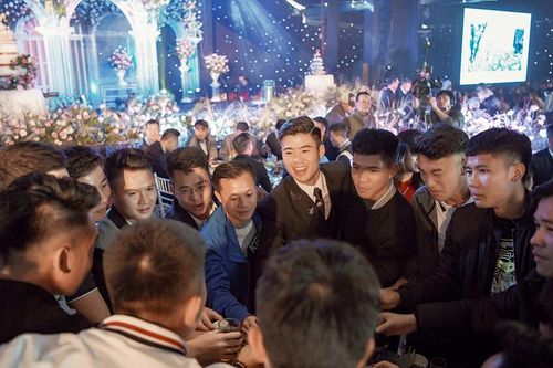 Dàn cầu thủ đình đám dự đám cưới Duy Mạnh và ái nữ đại gia Quỳnh Anh