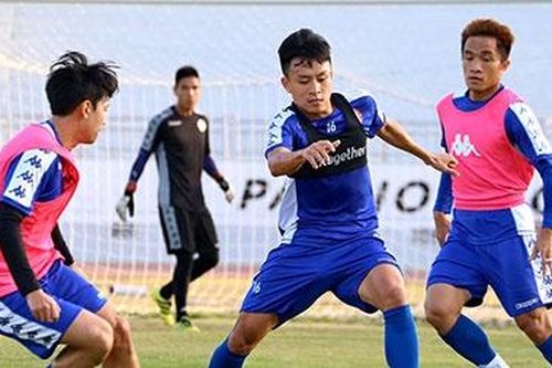 Khó cho các đội bóng, khó cho cả thầy Park