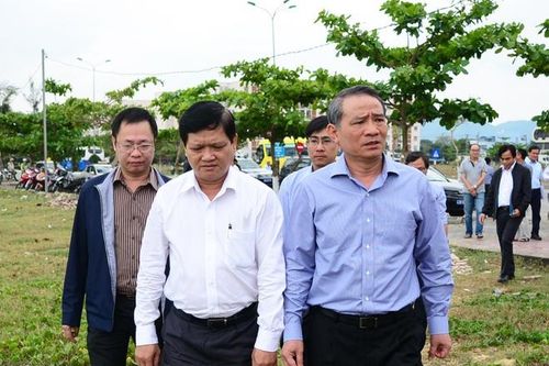 Đà Nẵng mở 5 lối xuống biển ở Nam Ô