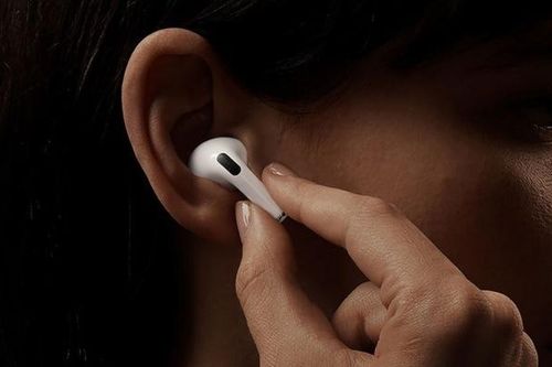 Tai nghe AirPods có nguy cơ 'cháy hàng' vì dịch virus corona