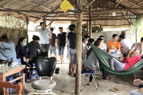 Triệt phá sòng bạc ở Cà Mau, bắt giữ nhiều con bạc là nữ giới