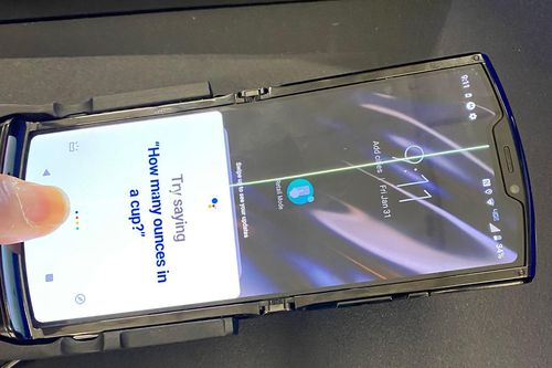 Moto Razr xuất hiện hiện các vấn đề về độ bền chỉ sau 1 ngày ra mắt
