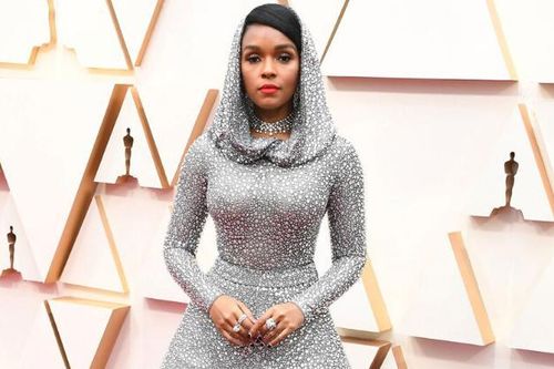 Janelle Monaé mặc váy nặng 'ngàn cân', đính 168.000 viên pha lê Swarovski lên thảm đỏ Oscar