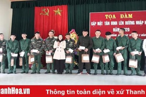 Hội LHPN tỉnh tặng quà thanh niên lên đường nhập ngũ năm 2020