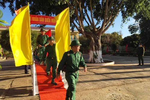 Mang Yang: 165 tân binh lên đường nhập ngũ bảo vệ Tổ quốc