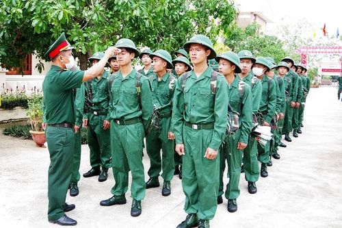 Tiểu đoàn 460 tiếp nhận 272 chiến sĩ mới năm 2020