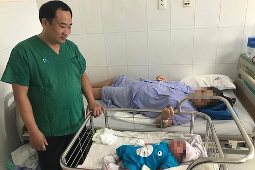 Bé trai chào đời với cân nặng lên tới 6,5kg