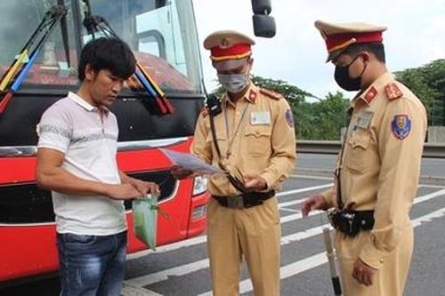 Đảm bảo an toàn cho hành khách tham gia giao thông sau Tết