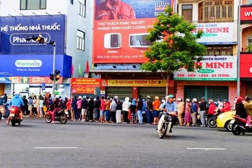 Khan hàng phòng dịch nCoV một phần do tâm lý tích trữ