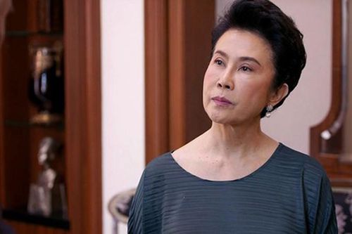 Nhìn bữa cơm ở cữ mẹ nấu cho vợ, chồng hành động sốc ngất