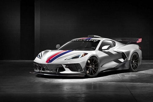 Siêu xe Chevrolet Corvette C8 mạnh 1200 mã lực nhờ Hennessey