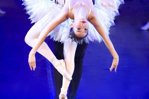 Diễn viên múa Ballet Nguyễn Thu Huệ: Cô gái quê mùa biến thành thiên nga cất cánh