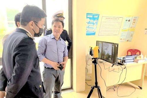 Trang bị thêm máy đo thân nhiệt từ xa phòng, chống dịch nCoV tại các cửa khẩu