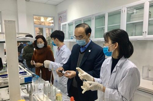 Trường ĐH lại cho nghỉ thêm 1 tuần để tránh dịch virus corona