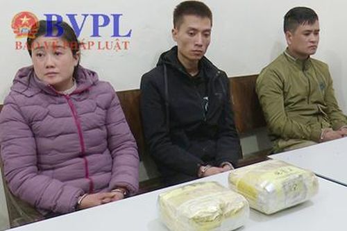 Cặp vợ chồng và phi vụ mua bán 2kg ma túy đá ở biên giới